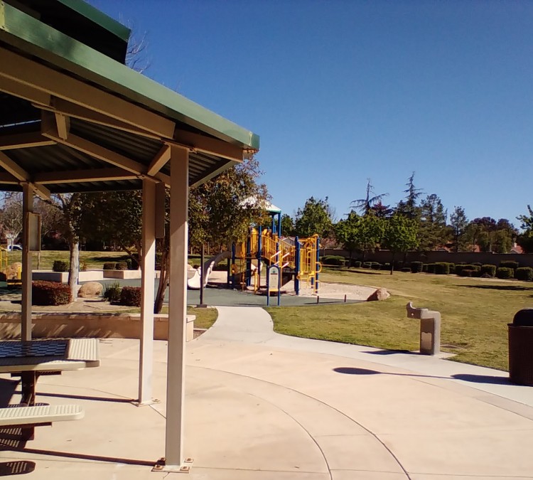 Solera Gardens Park (Bakersfield,&nbspCA)